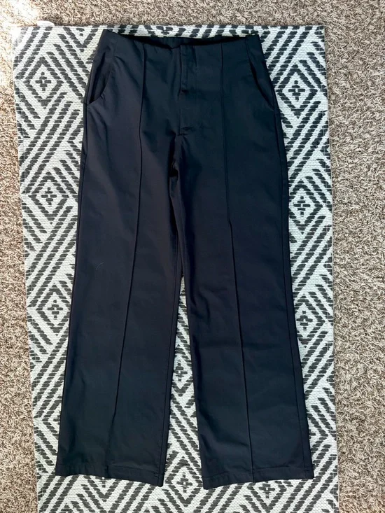 Vuori Pants Women Sz S Black Meta Wide Leg Trouser Stretch Pintuck Office EUC - Picture 8 of 16